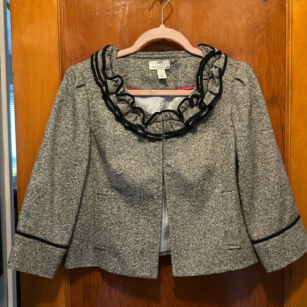 Ann Taylor Loft Crop Blazer